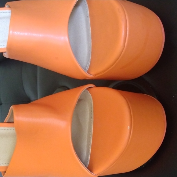 Fashion Nova heels size 9m...lowest price bundle n save - Picture 4 of 10